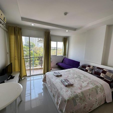 Beach 7 Condo Studio 012 Praia de Jomtien Exterior foto